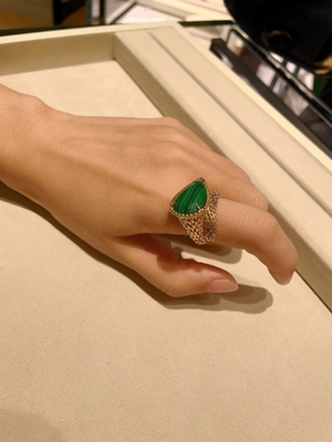 Unisex 18K gouden diamanten ring voor uw luxe juwelen collectie met en concurrerend